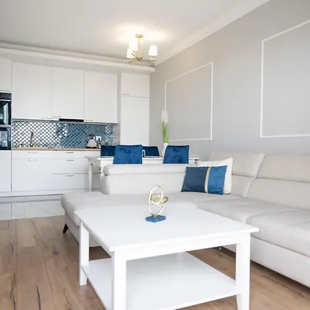 Glamour Γκντανσκ